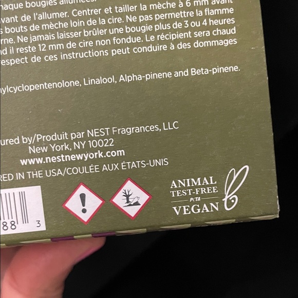 NEW Pistachio & Wild Fig Classic Candle
NEST New York in box single wick - Picture 3 of 8